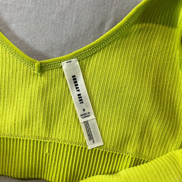 Sunday Best Lime Green Ribbed Crop Tank Top Women's Size Small Aritzia - Picture 6 of 7